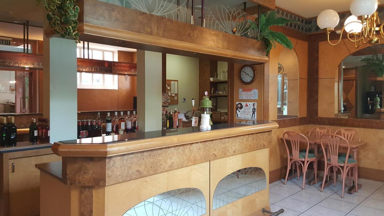 Hotel Les Berges Chippis Dış mekan fotoğraf