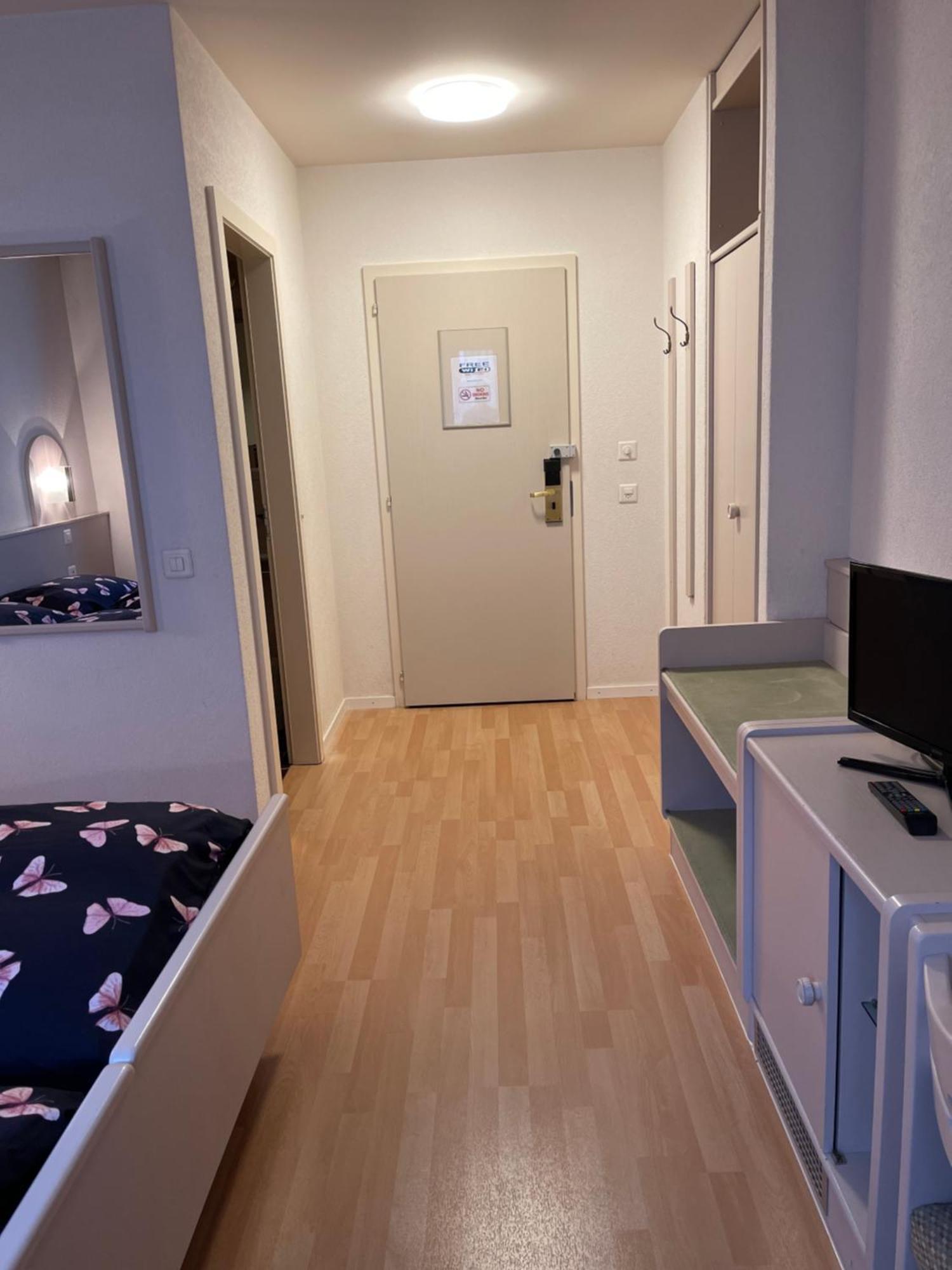 Hotel Les Berges Chippis Dış mekan fotoğraf